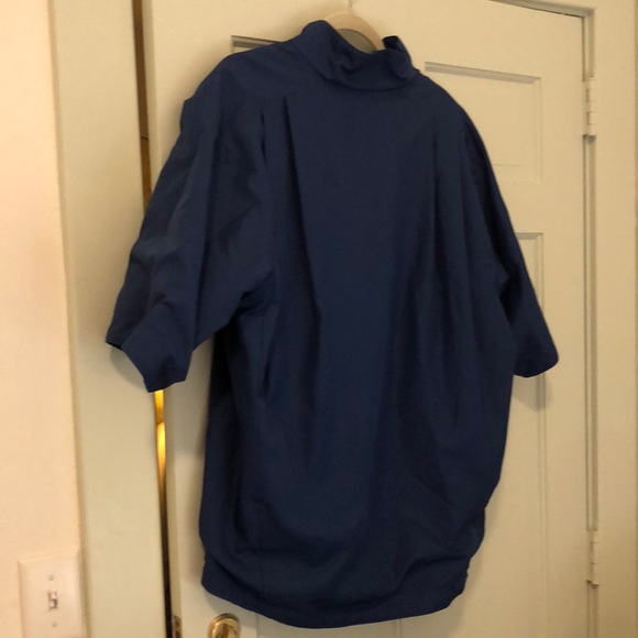 Pine Valley Zero Restriction short sleeve reversible windbreaker - Picture 6 of 9